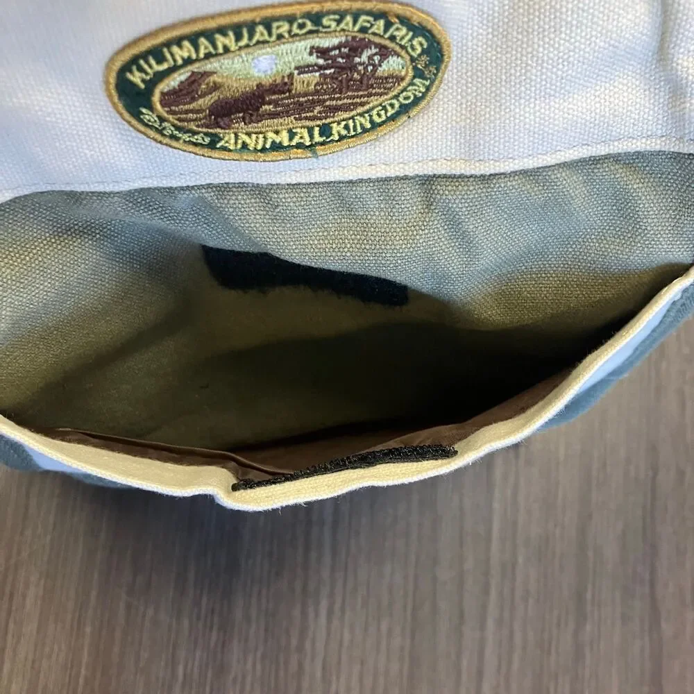 Vintage Disney World Animal Kingdom Kilimanjaro Safaris Messenger Bag Sling Pack